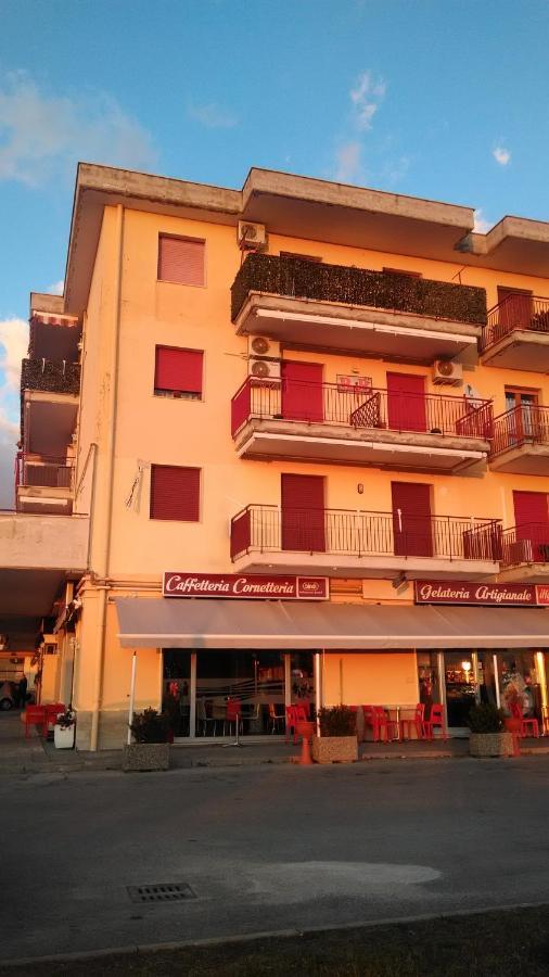 Costa D'Amalfi E Cilento Bed & Breakfast Pontecagnano Exterior foto