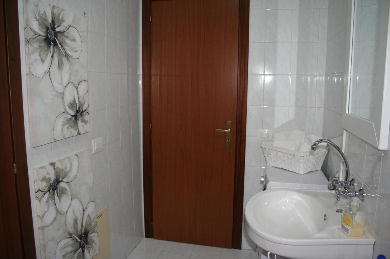 Costa D'Amalfi E Cilento Bed & Breakfast Pontecagnano Exterior foto